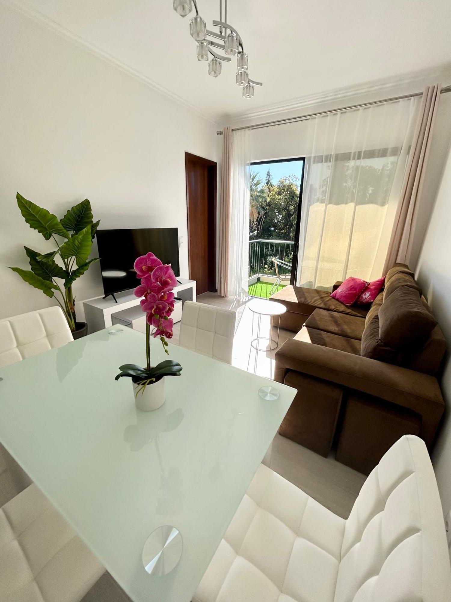 Santa Catarina By Ola Madeira Apartment Funchal  Bagian luar foto